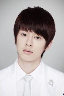 金东玄照片,光影交织下的魅力瞬间